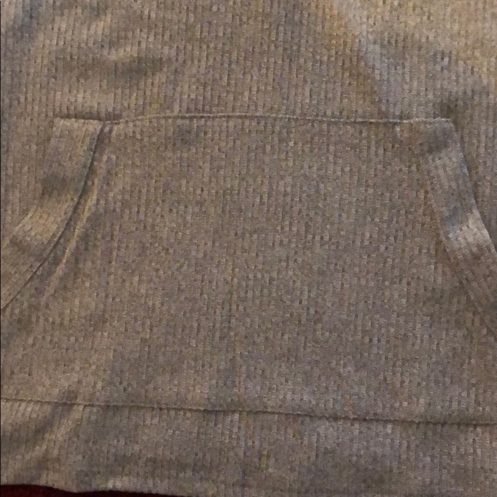 Pullover - Picture 2 of 3